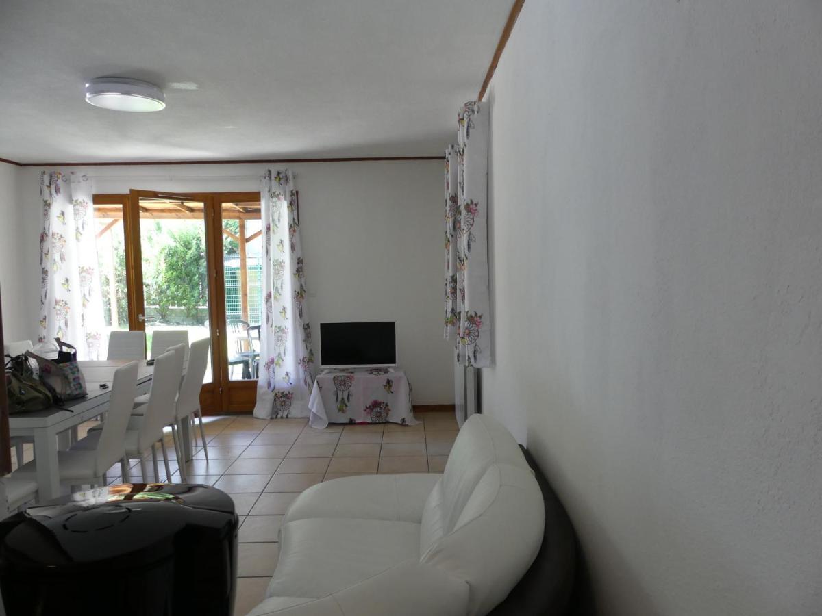 chalet les myosotis Le Bourg-dʼOisans Extérieur photo